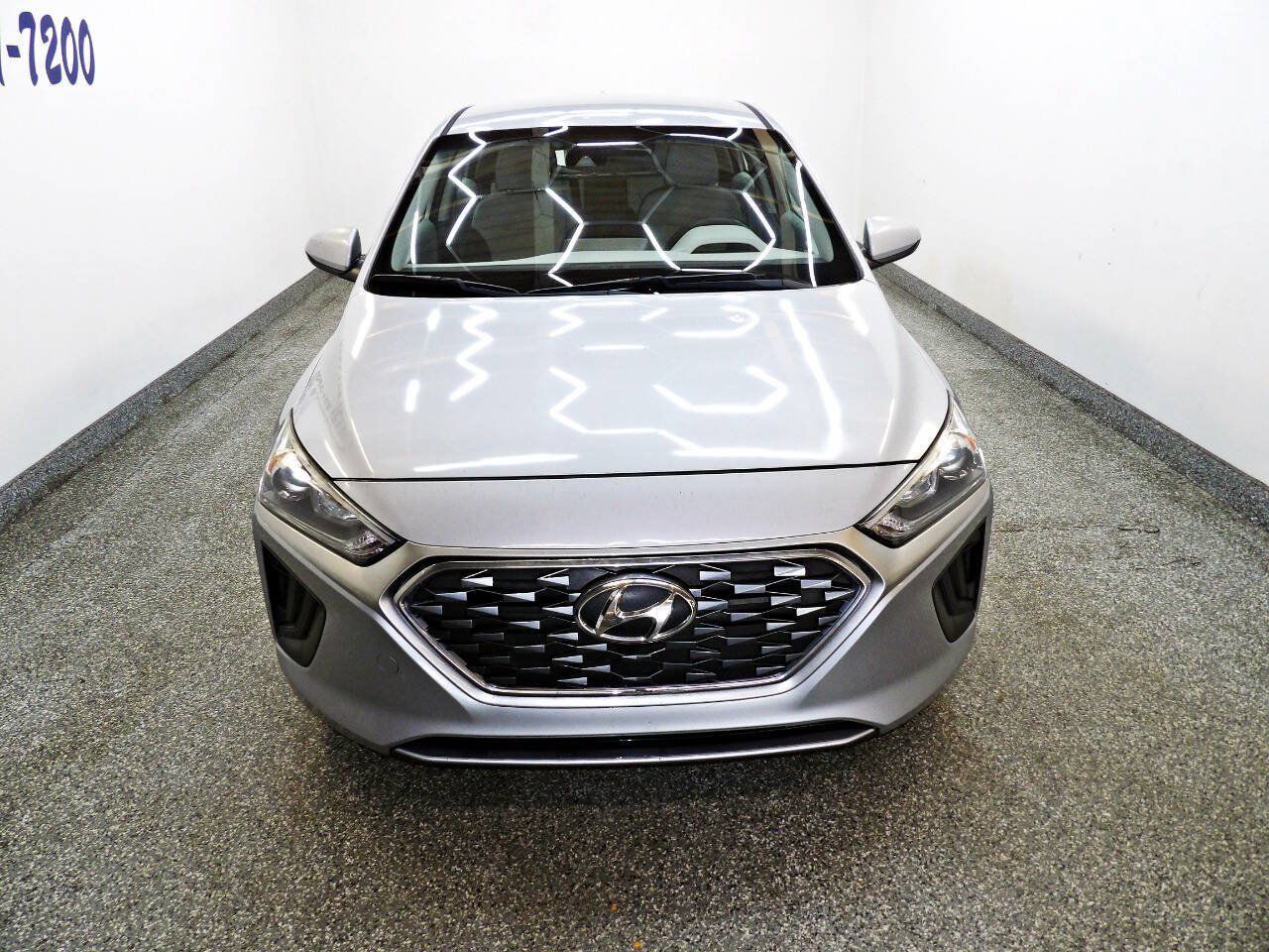 Used 2020 Hyundai Ioniq Blue FWD image 2