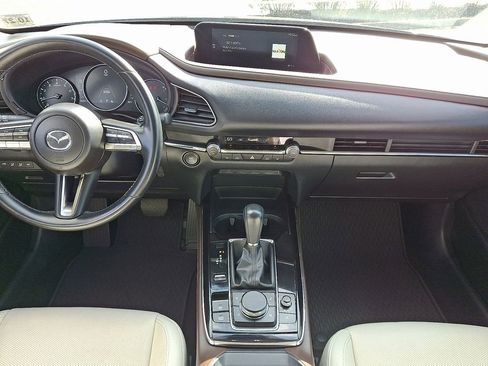 Used 2022 MAZDA CX-30 AWD 2.5 S w/ Premium Package image 16