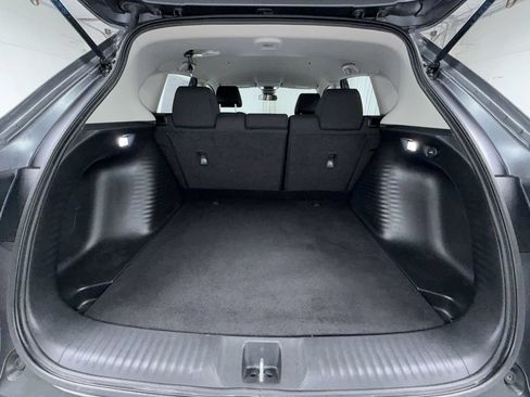 Used 2023 Honda HR-V LX image 16