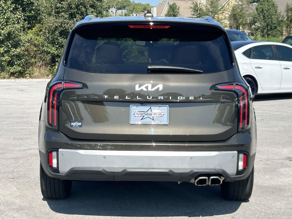 Used 2023 Kia Telluride EX w/ EX Captain's Chair Package FWD image 6