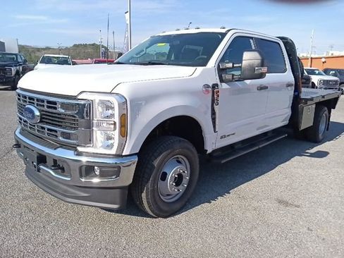 New 2026 Ford F350 XL w/ XL Chrome Package AWD/4WD image 7