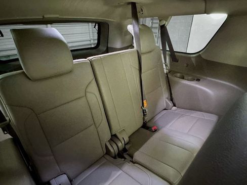 Used 2019 Chevrolet Suburban Premier image 30