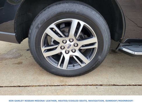 Used 2023 Ford Expedition Limited image 21