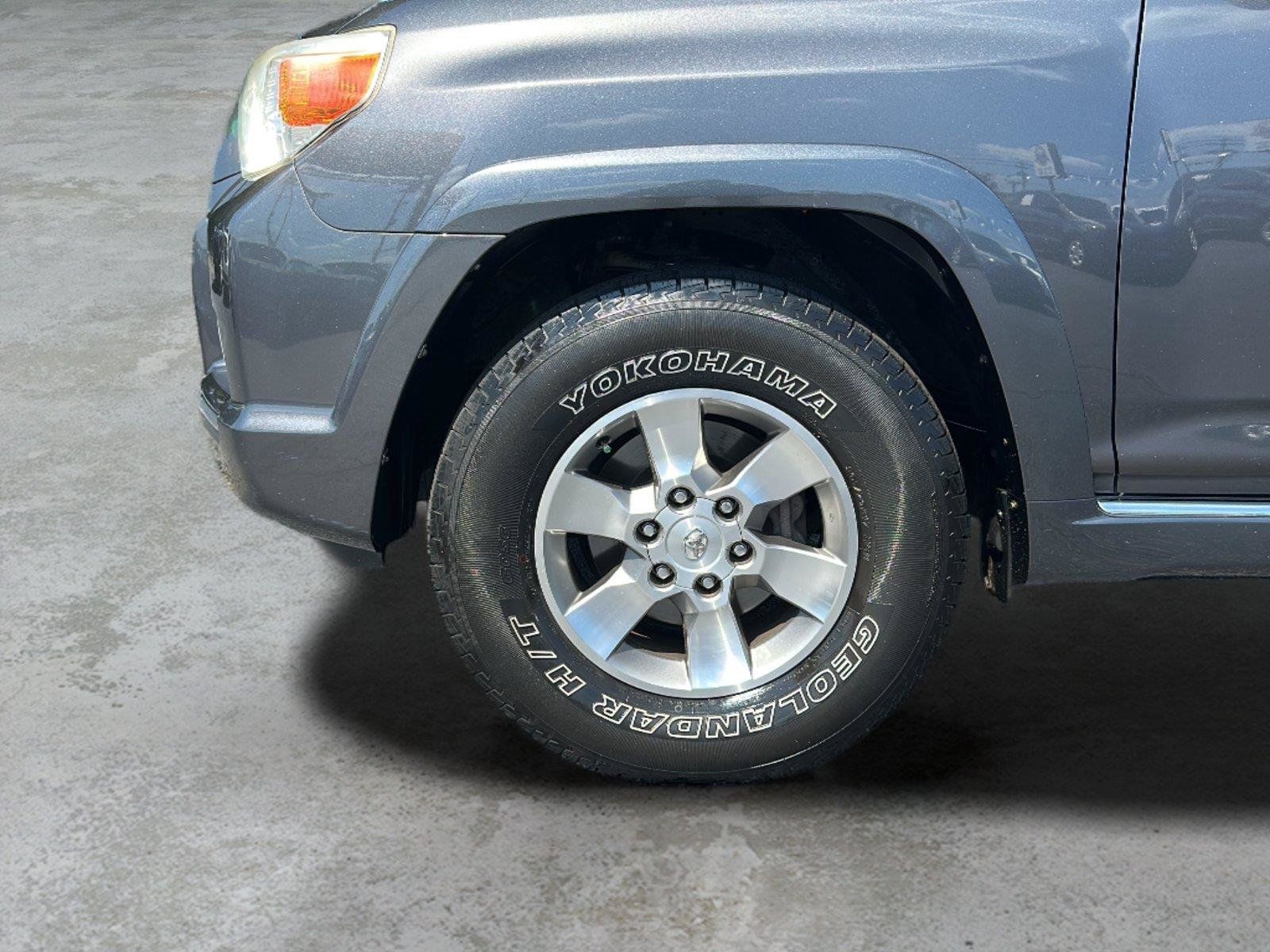 Used 2012 Toyota 4Runner SR5 RWD image 26