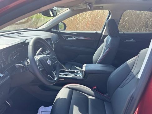 Used 2023 Buick Envision Essence w/ Sport Touring Package AWD/4WD image 8