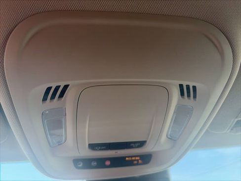 Used 2021 Buick Envision Preferred FWD image 25