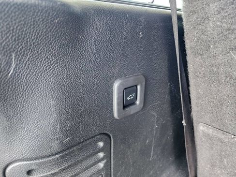 Used 2013 Ford Expedition Limited image 33