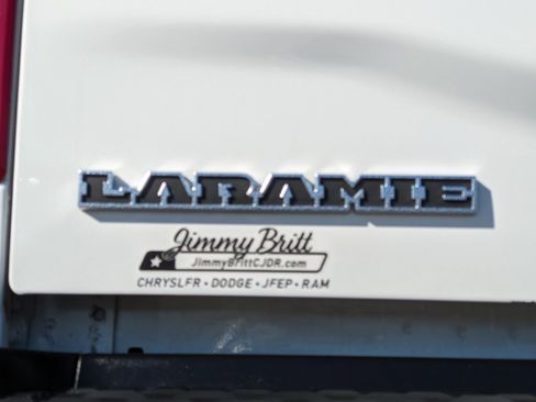 Used 2024 RAM 2500 Laramie image 24