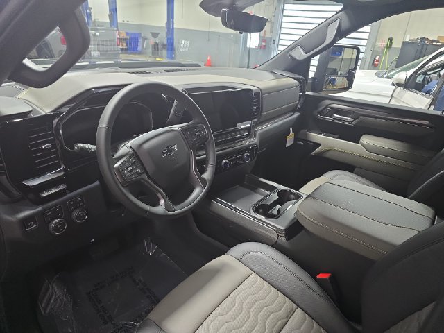 New 2026 Chevrolet Silverado 2500 ZR2 AWD/4WD image 17