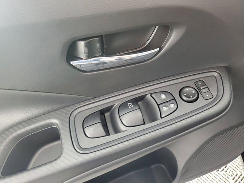 New 2025 Nissan Versa SV w/ Trunk Package image 27