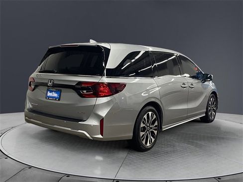 Certified 2025 Honda Odyssey Elite image 5