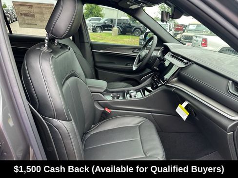 New 2026 Jeep Grand Cherokee L Limited image 37