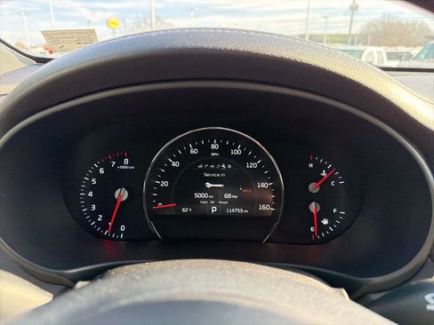 Used 2017 Kia Sorento SX image 27