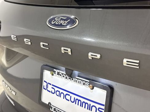 Used 2024 Ford Escape Active AWD/4WD image 25