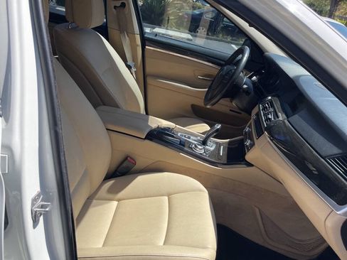 Used 2013 BMW 528i Sedan RWD image 10