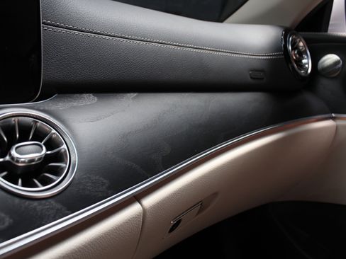 Used 2023 Mercedes-Benz E 450 Cabriolet image 76