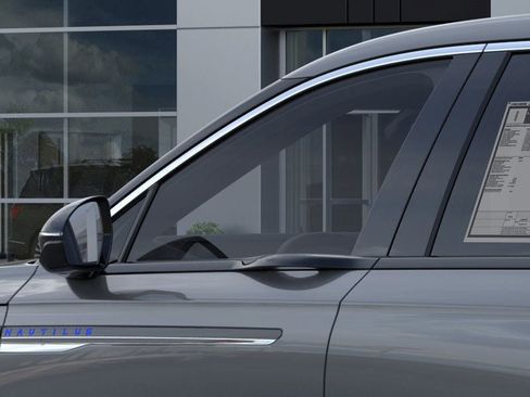 New 2025 Lincoln Nautilus Premier w/ Equipment Group 102A image 20