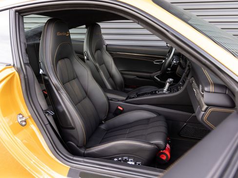 Certified 2018 Porsche 911 Turbo S AWD/4WD image 30