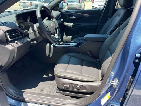 New 2026 Buick Envista Sport Touring FWD image 23
