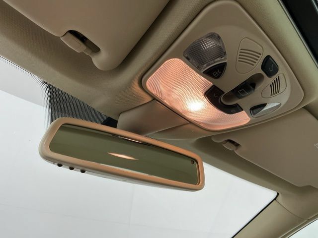 Used 2006 Mercedes-Benz C 350 Sedan image 18