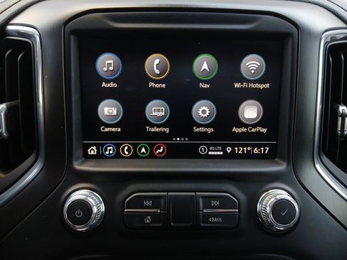 Used 2021 GMC Sierra 1500 AT4 w/ AT4 Premium Package AWD/4WD image 8