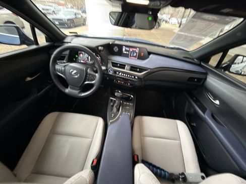 Used 2021 Lexus UX 250h w/ Premium Package image 20