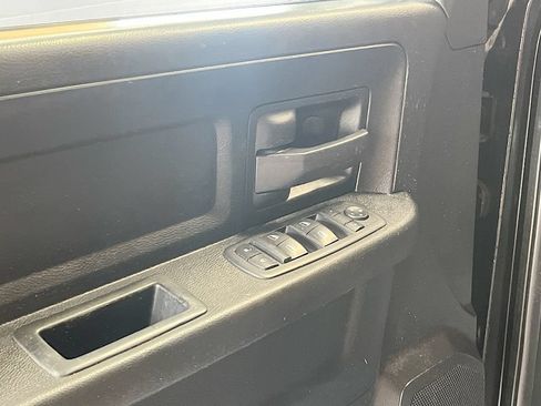 Used 2020 RAM 1500 Tradesman w/ Chrome Plus Package AWD/4WD image 17
