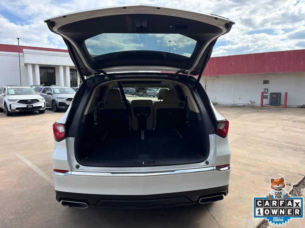 Used 2023 Acura MDX SH-AWD image 30