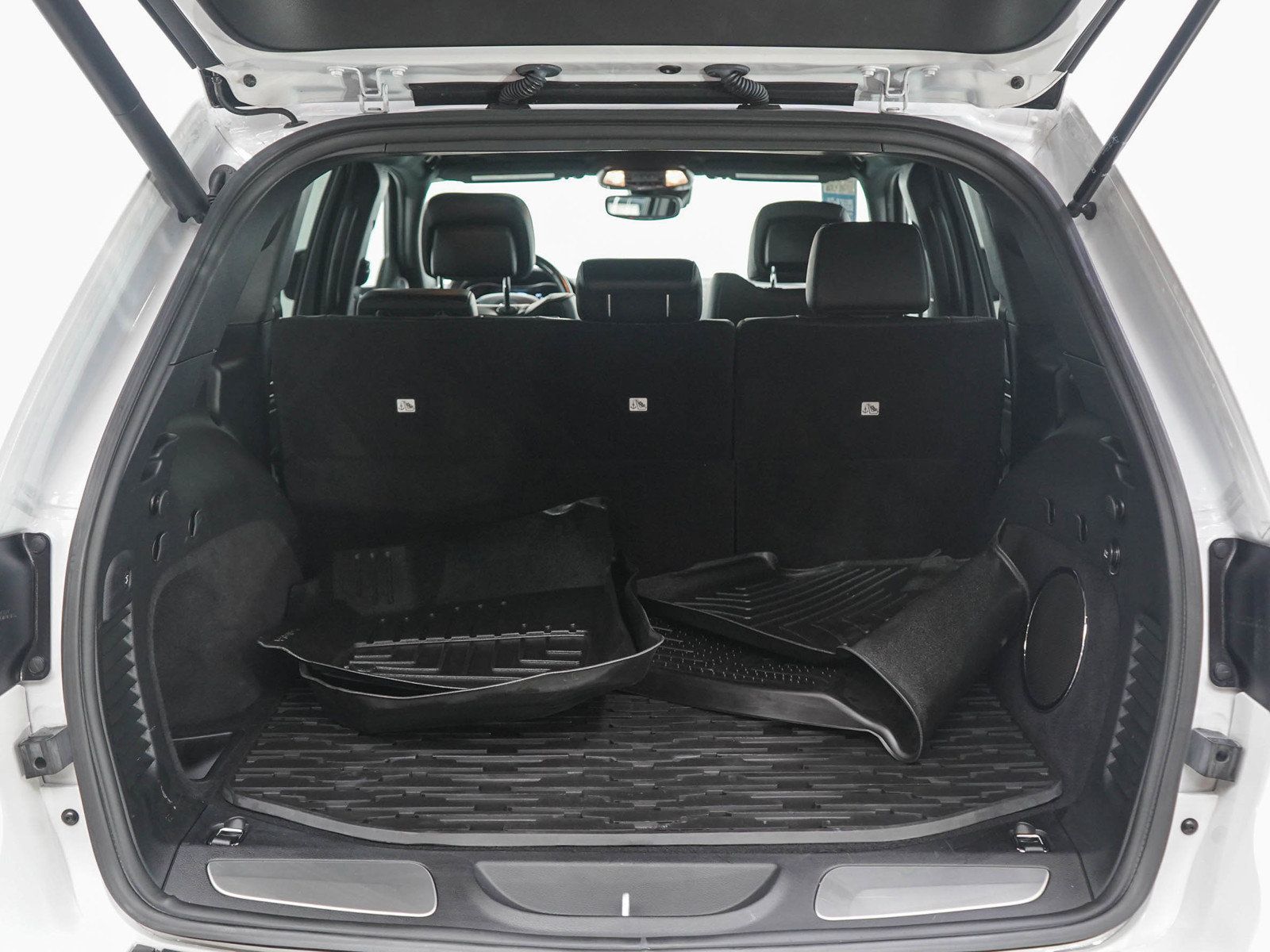 Used 2021 Jeep Grand Cherokee High Altitude AWD/4WD image 16