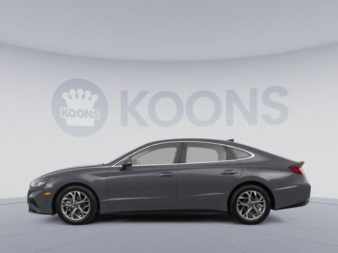 Certified 2023 Hyundai Sonata SEL w/ Convenience Package image 2