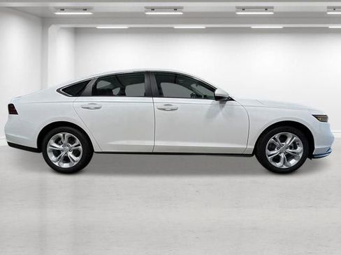 New 2026 Honda Accord LX image 8