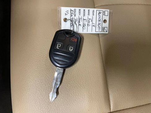 Used 2014 Ford F150 XLT w/ XLT Chrome Package image 25