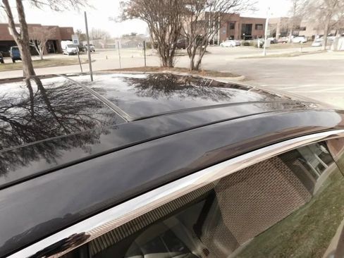 Used 2015 Tesla Model S 60 image 20