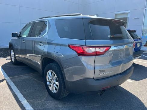 Used 2020 Chevrolet Traverse LT w/ Driver Confidence II Package image 4