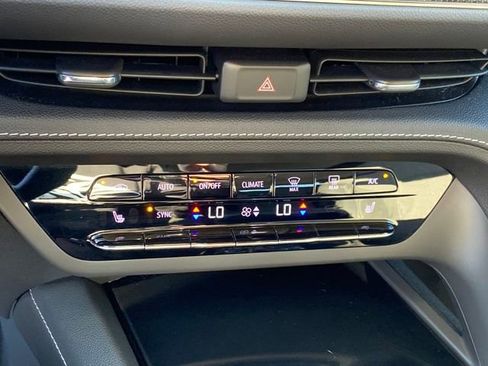 Used 2023 Buick Envision Preferred w/ Sport Touring Package image 12