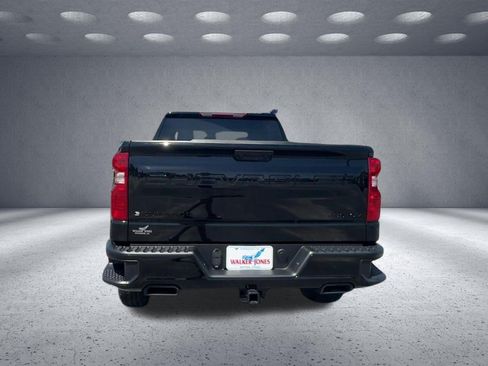 Used 2025 Chevrolet Silverado 1500 Custom Trail Boss w/ Midnight Edition AWD/4WD image 7
