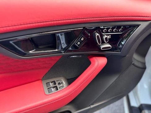 Used 2024 Jaguar F-TYPE Coupe AWD image 13