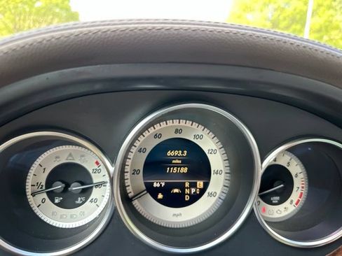 Used 2012 Mercedes-Benz CLS 550 image 20