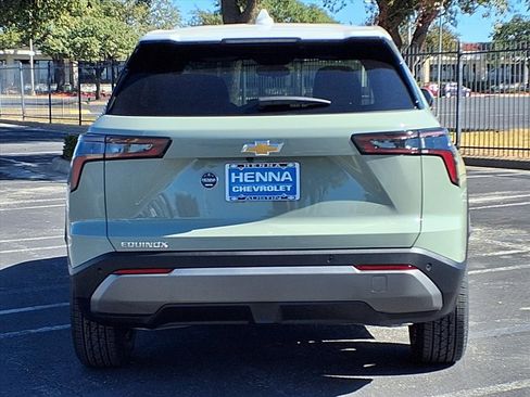 New 2026 Chevrolet Equinox LT w/ Convenience Package II image 5