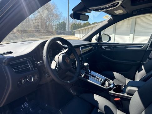 Used 2026 Porsche Macan Turbo AWD/4WD image 21