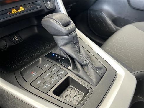 Used 2023 Toyota RAV4 XLE image 16