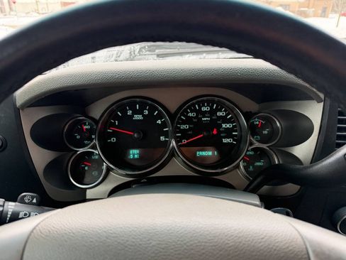 Used 2014 Chevrolet Silverado 3500 LT image 9