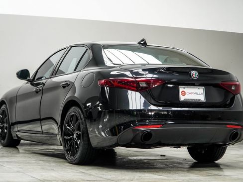 Used 2022 Alfa Romeo Giulia Ti image 10