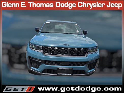 New 2026 Jeep Grand Cherokee Limited RWD image 2