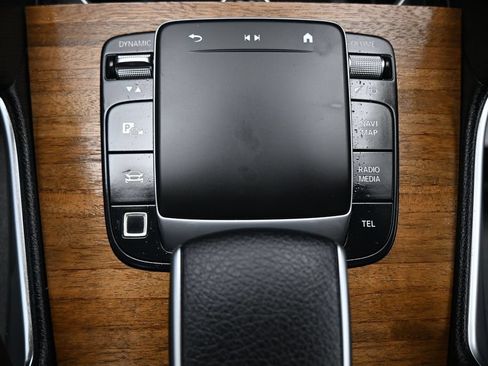 Used 2025 Mercedes-Benz GLS 450 4MATIC image 25
