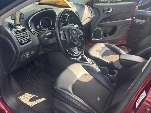 Used 2021 Jeep Compass Latitude w/ Sun and Sound Group image 3