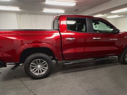 Certified 2024 Chevrolet Colorado LT w/ LT Convenience Package II image 9