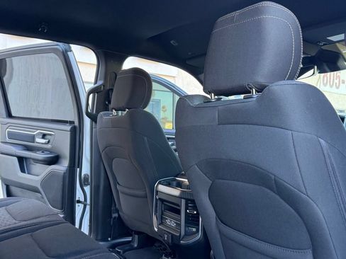 Used 2025 RAM 1500 Big Horn AWD/4WD image 18