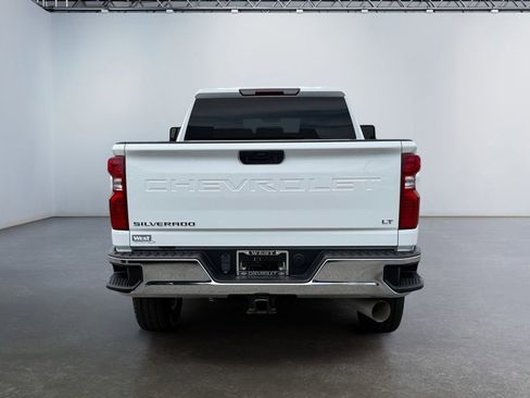 Used 2024 Chevrolet Silverado 2500 LT AWD/4WD image 4