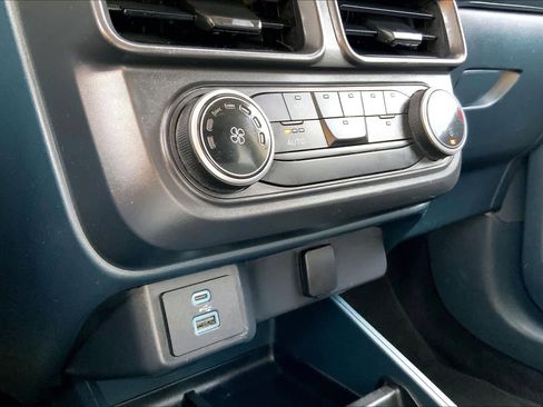 Used 2022 Ford Maverick XL image 31